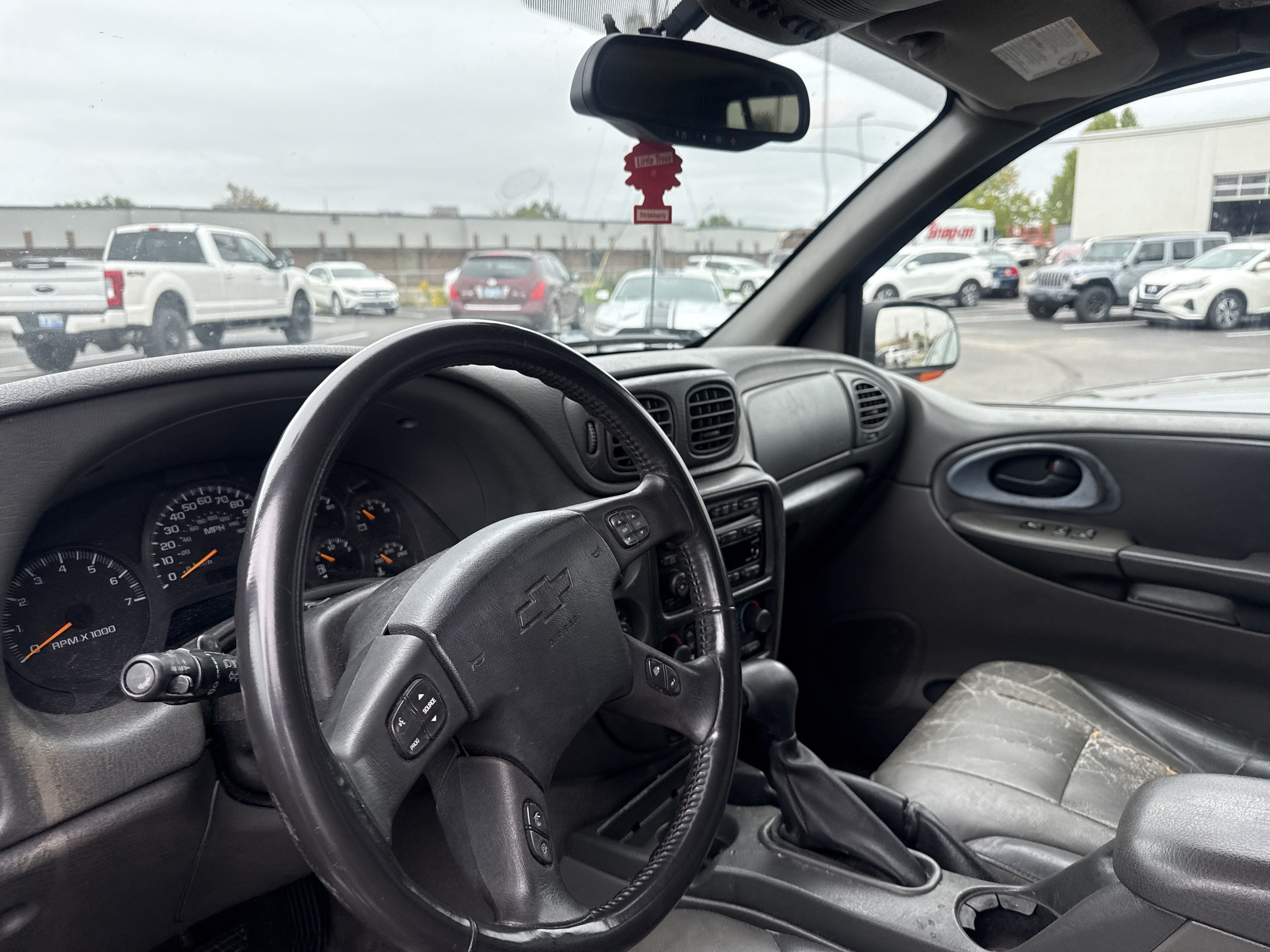 Used 2004 Chevrolet TrailBlazer LT w/ LT Preferred Equipment Group AWD/4WD image 7