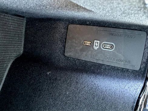 Certified 2023 Volvo XC60 B6 Ultimate image 32