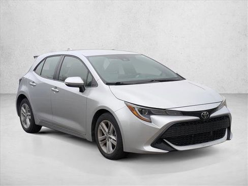 Used 2022 Toyota Corolla SE image 3