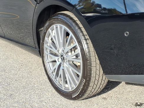 Used 2025 Mercedes-Benz CLA 250 image 9