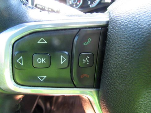 Used 2023 RAM 1500 Laramie AWD/4WD image 26