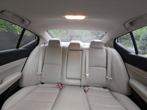 Used 2021 Nissan Altima 2.5 SL FWD image 17