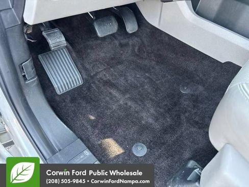 Used 2017 Ford F150 Lariat AWD/4WD image 26