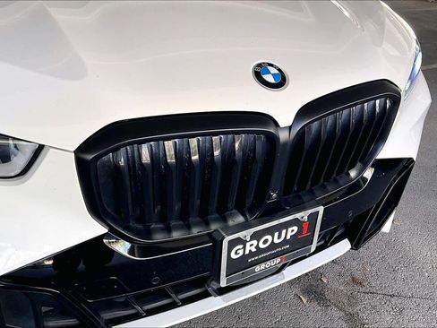Used 2024 BMW X5 sDrive40i w/ M Sport Package image 29