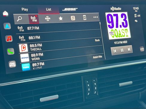 Used 2022 Porsche Cayenne image 15