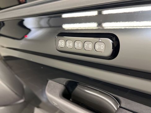 Used 2023 Ford Bronco Raptor image 36