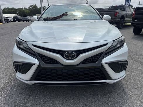 Used 2022 Toyota Camry XSE FWD image 2