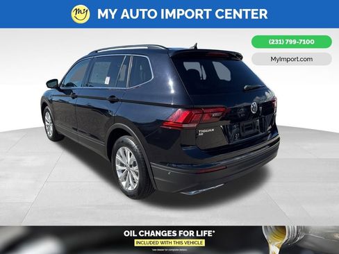 Used 2019 Volkswagen Tiguan SE w/ Panoramic Sunroof Package image 6