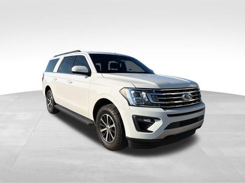 Used 2019 Ford Expedition Max XLT AWD/4WD image 3