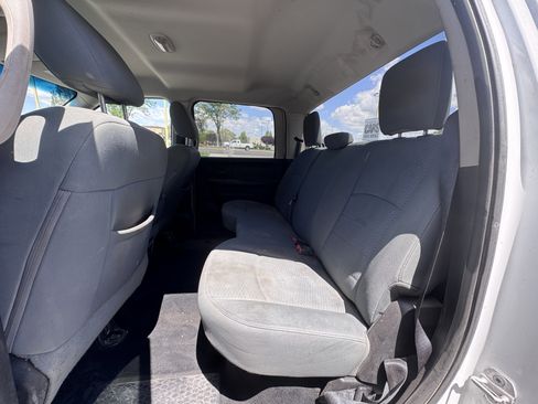 Used 2013 RAM 2500 Tradesman w/ Chrome Appearance Group AWD/4WD image 33