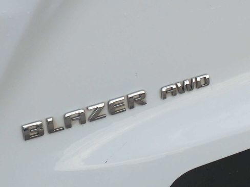 Used 2020 Chevrolet Blazer LT w/ Sound & Technology Package AWD/4WD image 31
