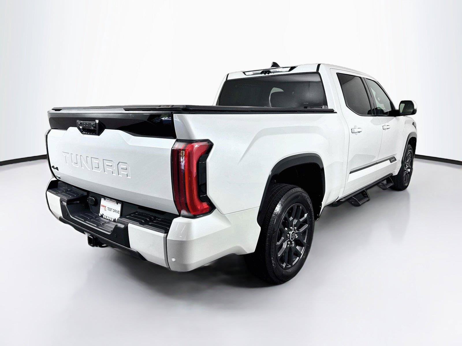 Used 2023 Toyota Tundra Platinum AWD/4WD image 2