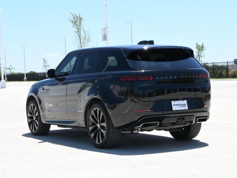 Used 2025 Land Rover Range Rover Sport Dynamic SE AWD/4WD image 7