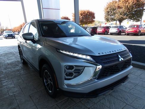 New 2026 Mitsubishi Eclipse Cross ES image 3