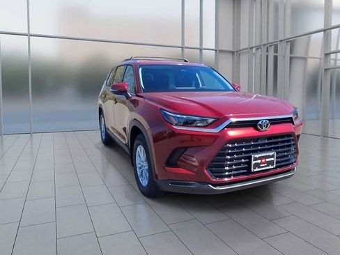 New 2026 Toyota Grand Highlander AWD image 5