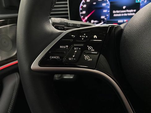 Certified 2025 Mercedes-Benz GLE 350 4MATIC image 17