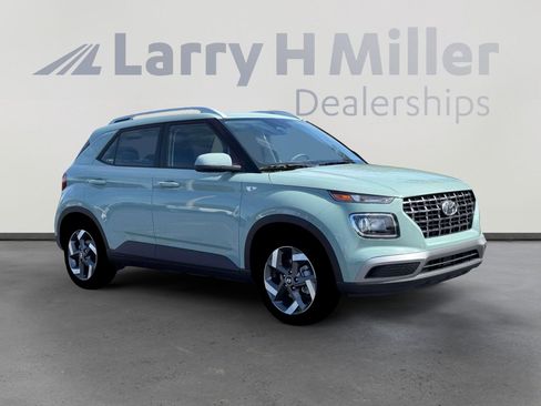 New 2026 Hyundai Venue SEL image 10