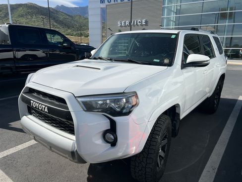 Used 2018 Toyota 4Runner TRD Off-Road Premium AWD/4WD image 1