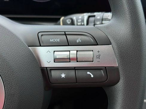 Used 2026 Hyundai Tucson SE image 21