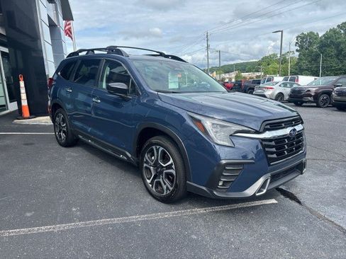 Certified 2024 Subaru Ascent Touring AWD/4WD image 4