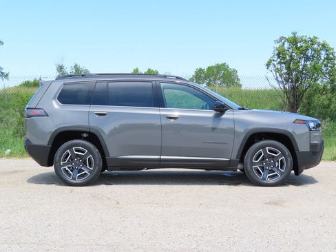 New 2026 Jeep Cherokee Limited AWD/4WD image 2