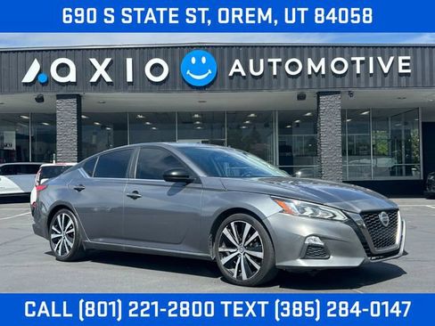 Used 2020 Nissan Altima 2.5 SR FWD image 1