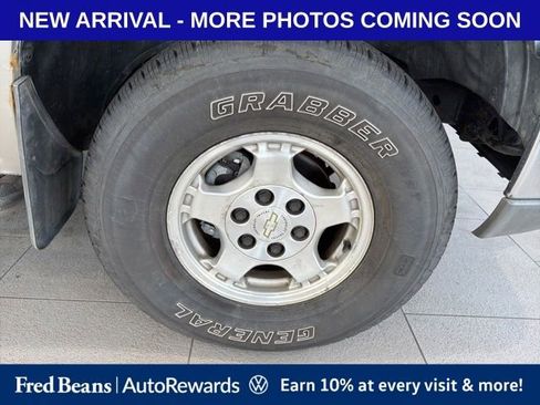 Used 2004 Chevrolet Silverado 1500 4x4 Regular Cab w/ Light Duty Power Package image 8