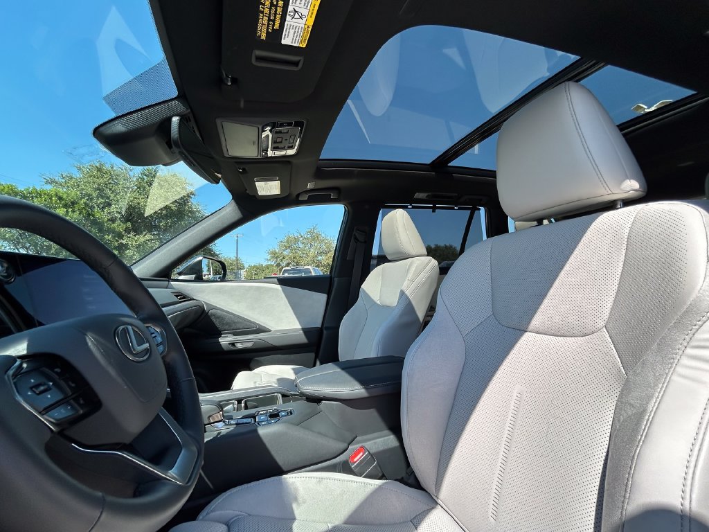 Used 2026 Lexus TX 350 AWD image 12