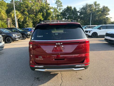 Certified 2024 Kia Carnival SX Prestige FWD image 6