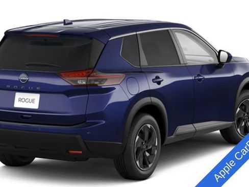 Used 2025 Nissan Rogue SV AWD/4WD image 3