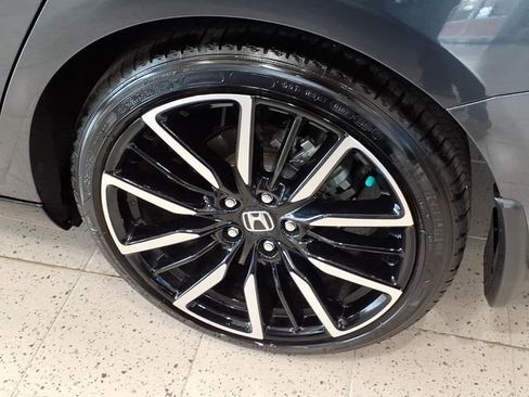 Certified 2025 Honda Accord Touring image 11