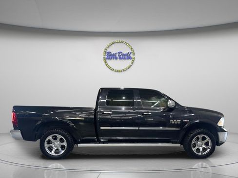 Used 2016 RAM 1500 Laramie w/ Convenience Group AWD/4WD image 6