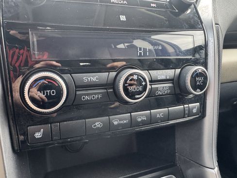 Used 2020 Subaru Ascent Limited w/ Popular Package #4 image 29