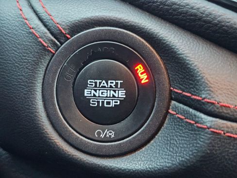 Used 2024 Dodge Durango GT image 21