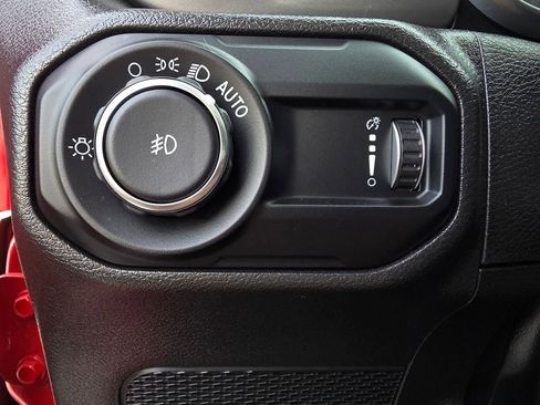 Used 2023 Jeep Wrangler Sport S w/ LED Headlamp & Fog Lamp Group image 12