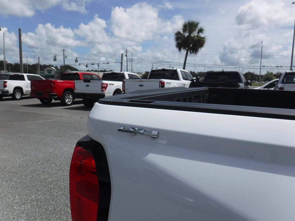 Used 2025 GMC Canyon Elevation w/ Convenience Package AWD/4WD image 5