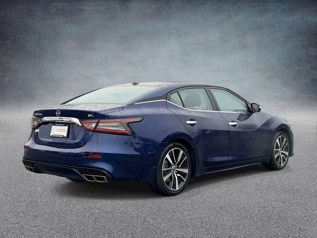 Used 2023 Nissan Maxima SL FWD image 2