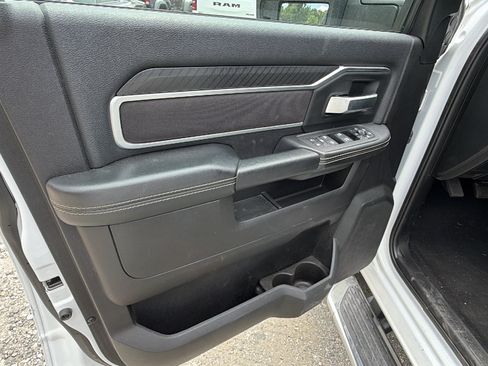 Used 2025 RAM 2500 Big Horn AWD/4WD image 14