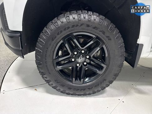 Used 2020 Chevrolet Silverado 1500 LT Trail Boss w/ Convenience Package image 6