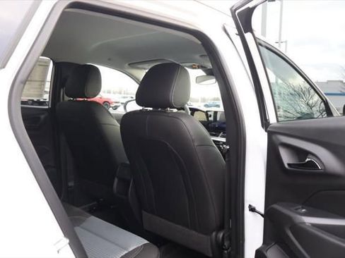 New 2026 Chevrolet Trax LT w/ Driver Confidence Package image 38