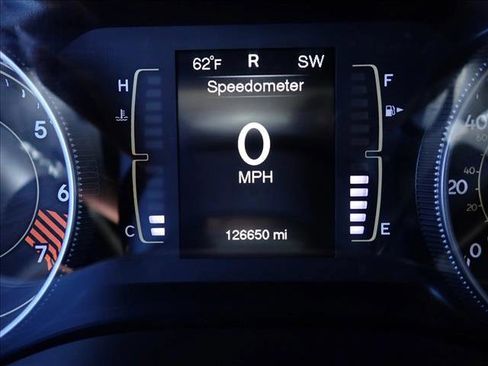 Used 2015 Jeep Cherokee Sport AWD/4WD image 21