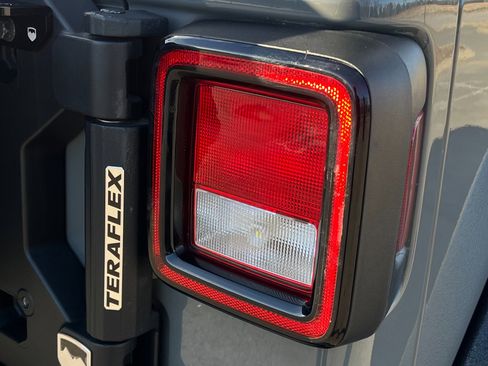 Used 2019 Jeep Wrangler Unlimited Sport S image 61