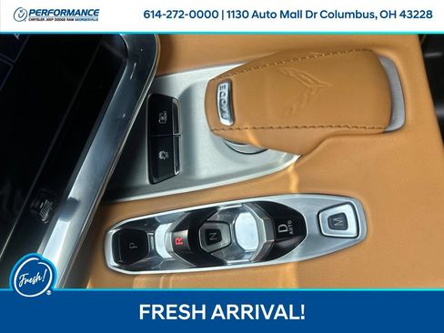 Used 2020 Chevrolet Corvette Stingray Preferred Conv w/ 2LT Preferred Equipment Group RWD image 22