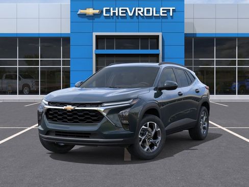 New 2026 Chevrolet Trax LT w/ Sunroof Package FWD image 6