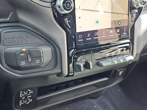 New 2026 RAM 2500 Tradesman AWD/4WD image 25