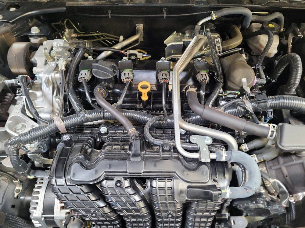 Used 2025 Nissan Altima 2.5 SV FWD image 30