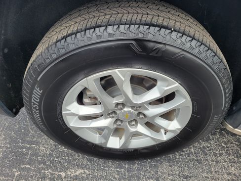 Certified 2019 Chevrolet Traverse LT FWD image 39