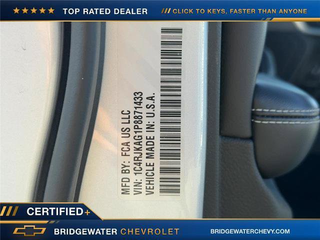 Used 2023 Jeep Grand Cherokee L Laredo AWD/4WD image 15