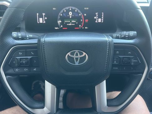 Used 2025 Toyota 4Runner SR5 AWD/4WD image 24