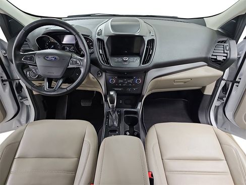 Used 2019 Ford Escape SEL image 11